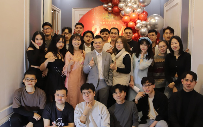 Đội Ngũ Nội Bộ Hoàn Chỉnh